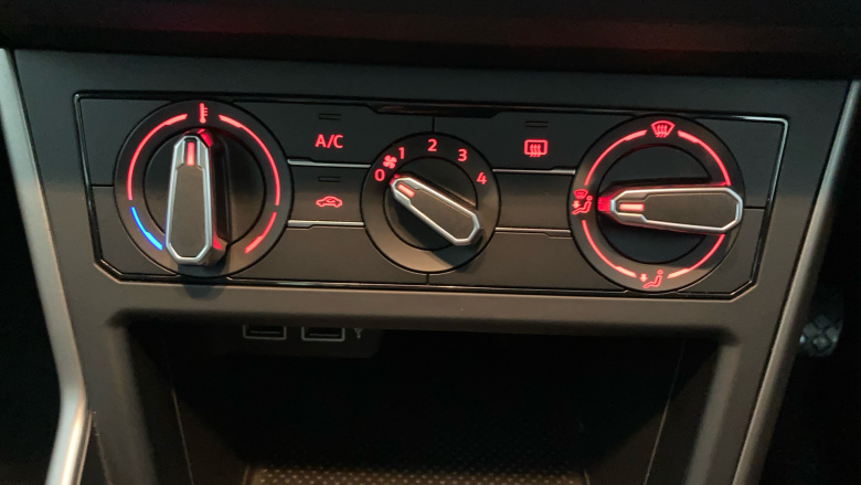 Volkswagen Polo 1.0 TSI 95 SE 5dr Petrol Hatchback